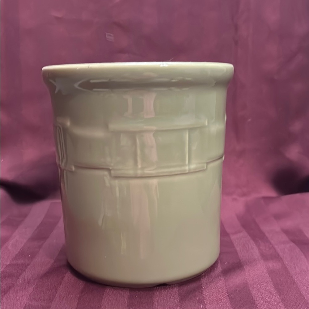 Longaberger 2 Quart Sage Crock